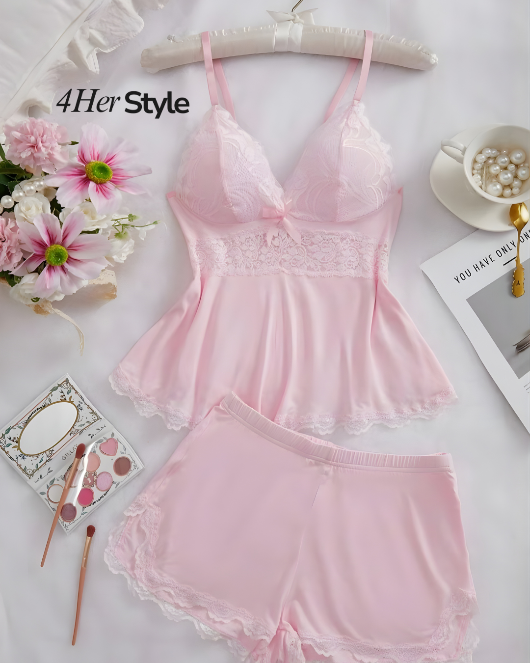 Lace Detailed Pyjama Set